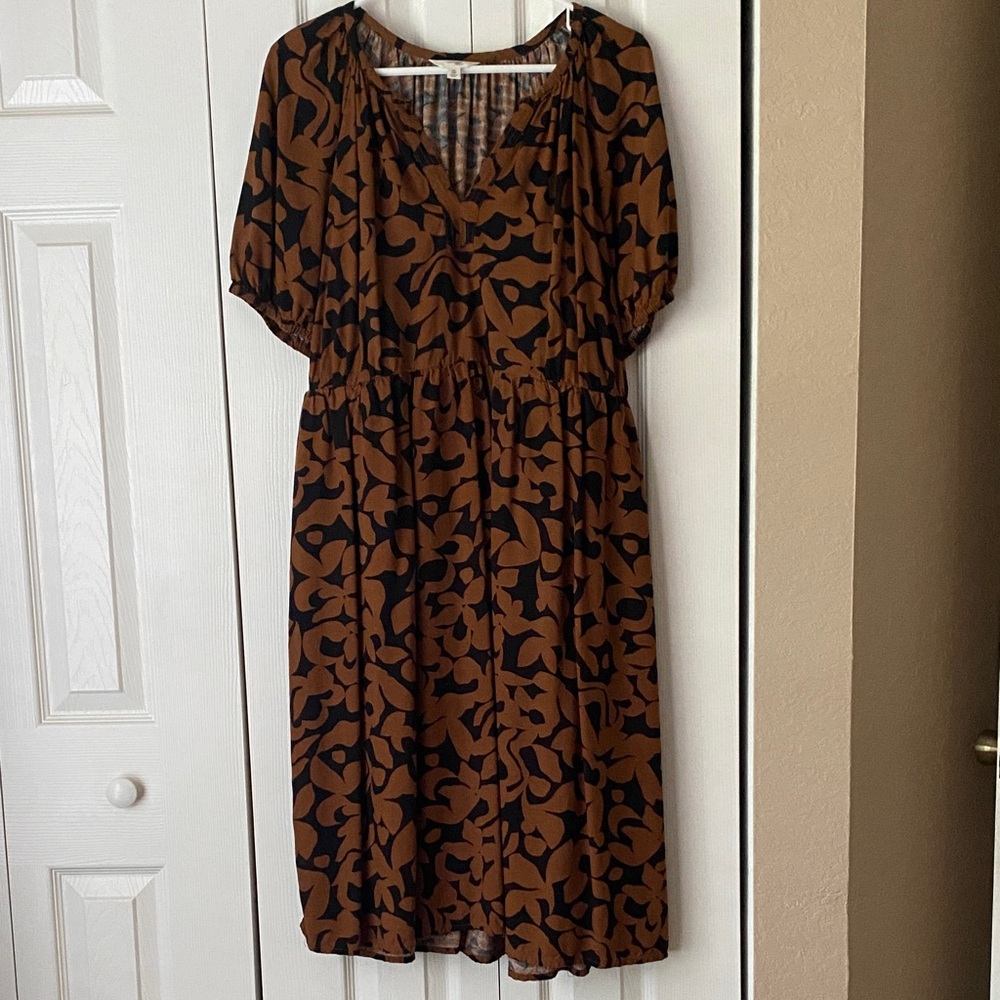 Terra & Sky Brown and Black Abstract Midi Dress